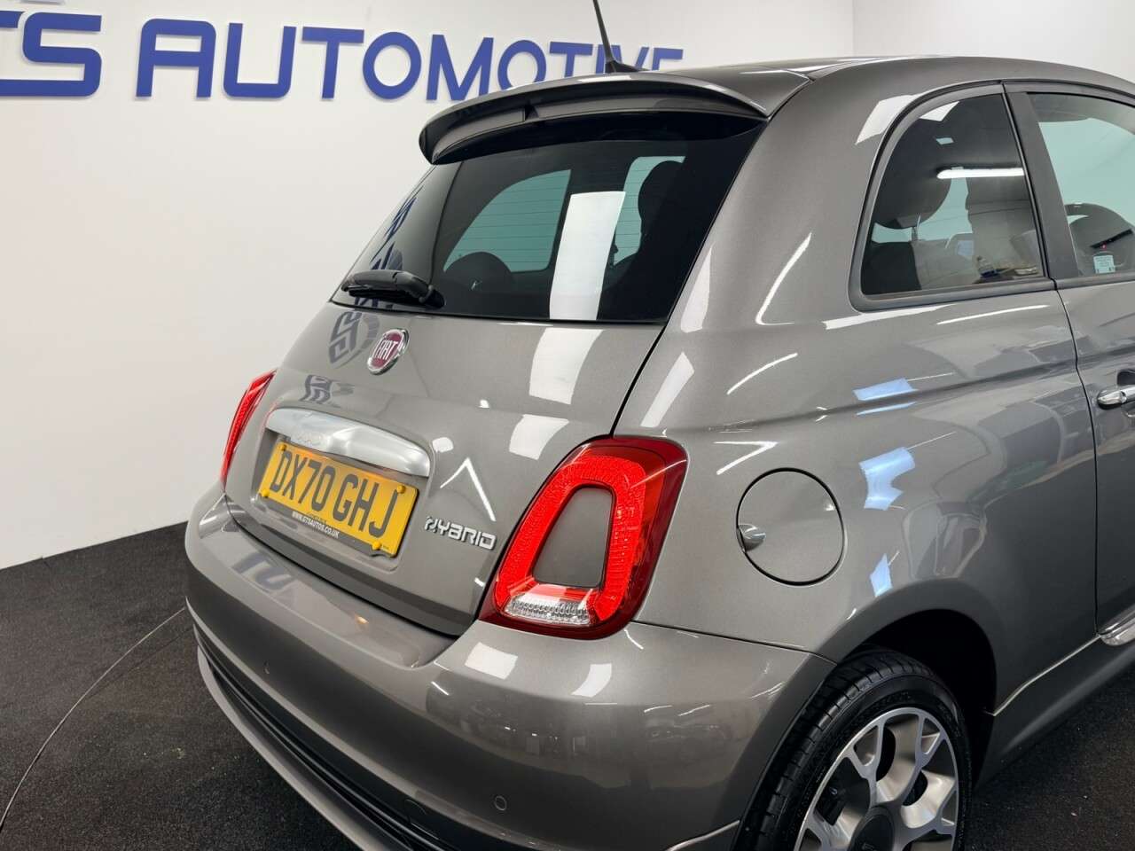 2020 FIAT 500 2020 FIAT 500