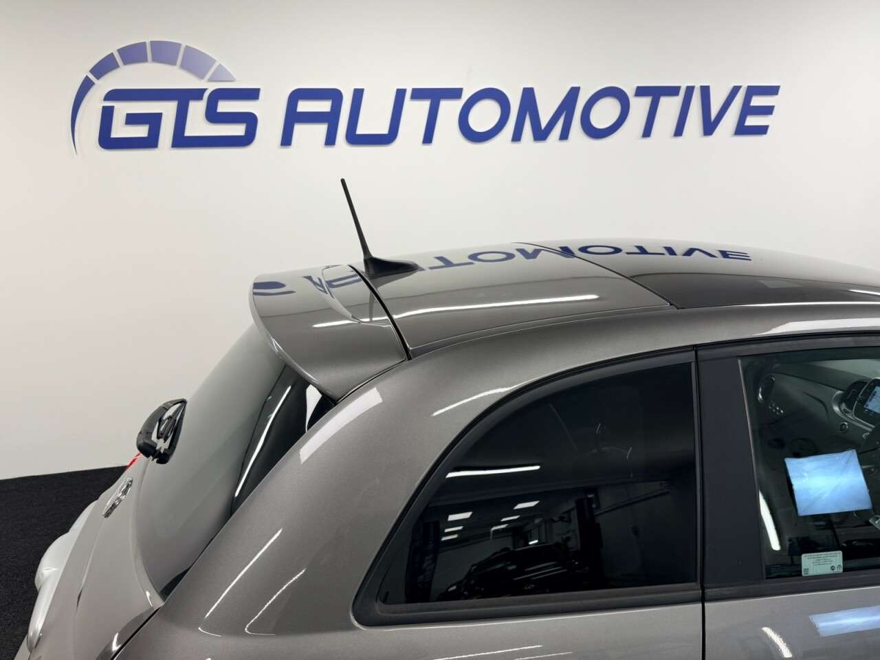 2020 FIAT 500 2020 FIAT 500