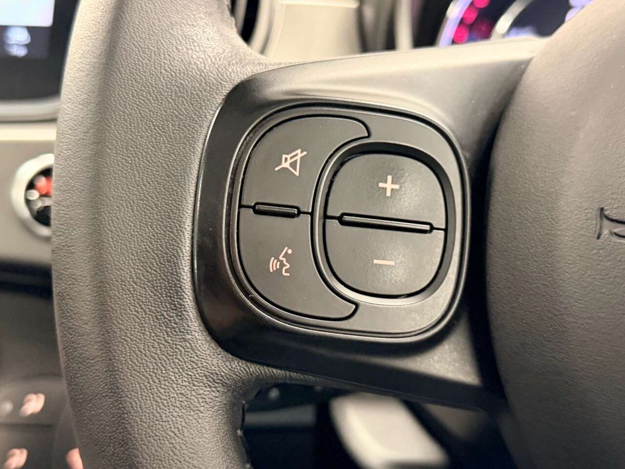 2020 FIAT 500 2020 FIAT 500