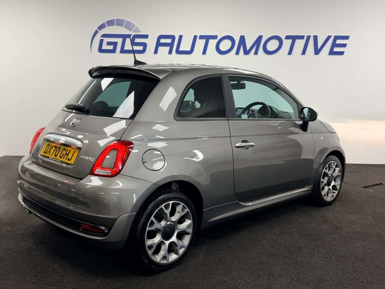 2020 FIAT 500 2020 FIAT 500