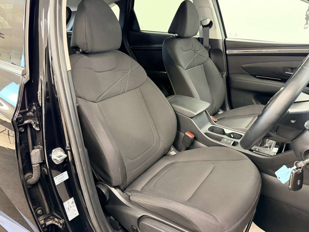 A 2021 HYUNDAI TUCSON 1.6 TURBO-GDi SE CONNECT 150 BHP + SAT NAV + REAR CAMERA + APPLE CAR PLAY S A 2021 HYUNDAI TUCSON 1.6 TURBO-GDi SE CONNECT 150 BHP + SAT NAV + REAR CAMERA + APPLE CAR PLAY S