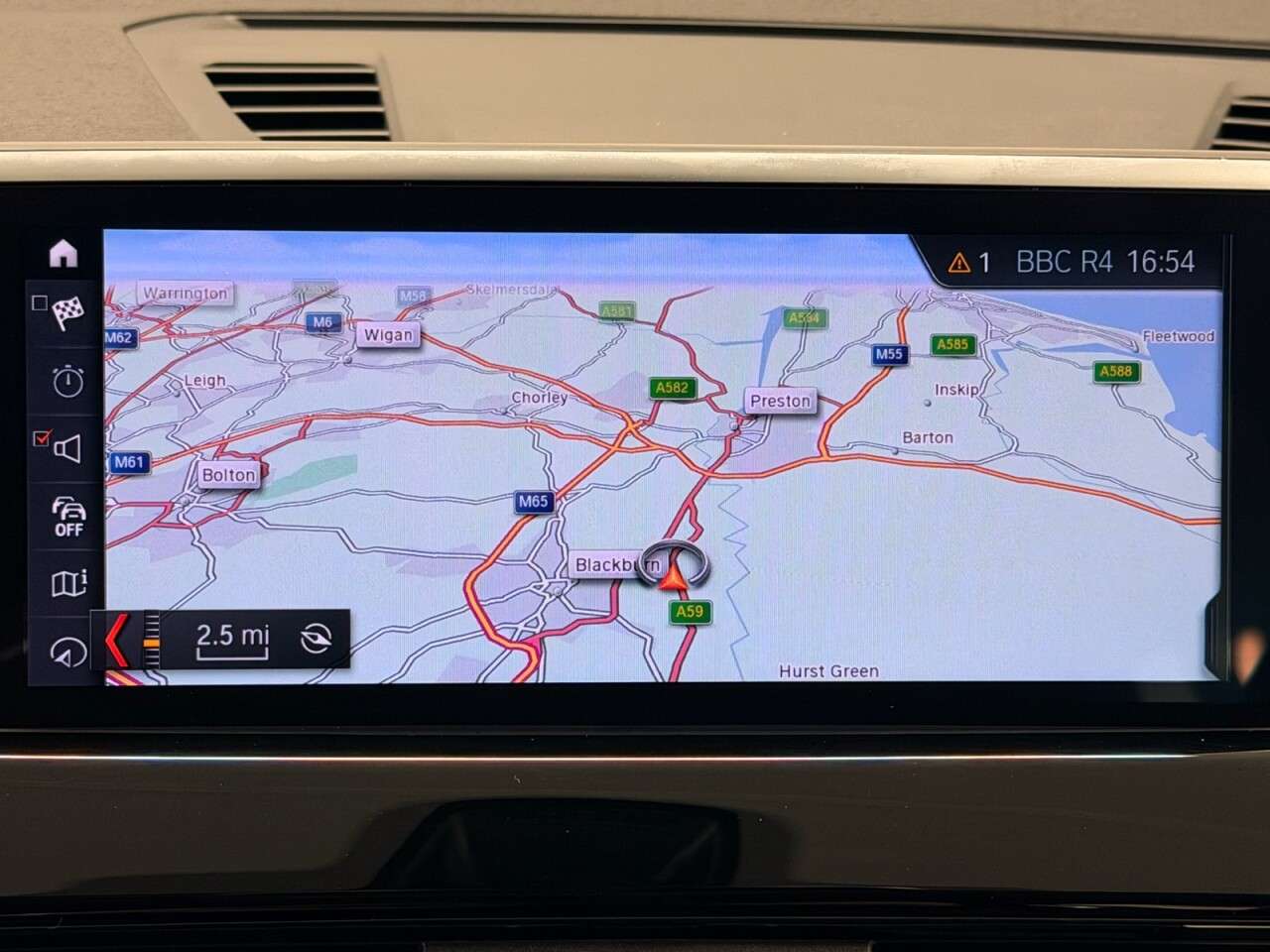 A 2021 BMW X1 20i X-LINE xDRIVE 4WD 180 BHP AUTO + SAT NAV + HEATED LEATHER SIX MONTH WAR A 2021 BMW X1 20i X-LINE xDRIVE 4WD 180 BHP AUTO + SAT NAV + HEATED LEATHER SIX MONTH WAR