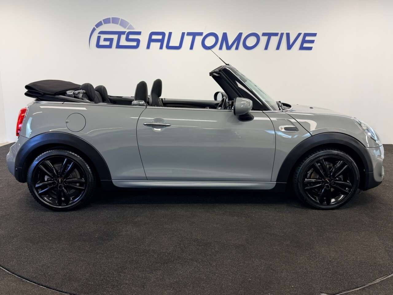 2020 MINI CONVERTIBLE 2020 MINI CONVERTIBLE
