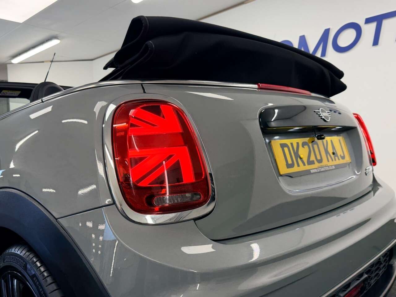 2020 MINI CONVERTIBLE 2020 MINI CONVERTIBLE