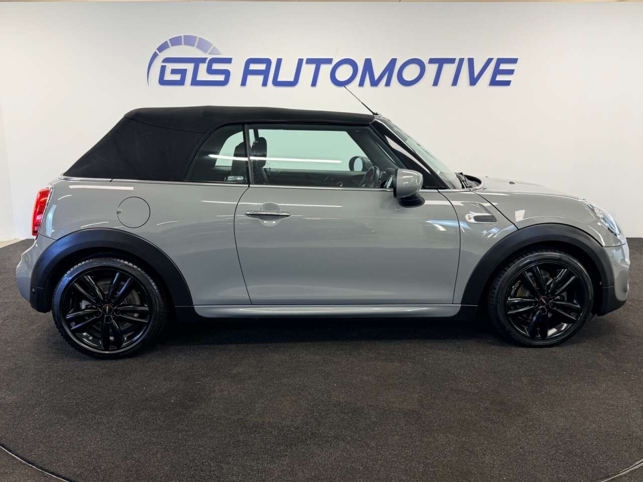 2020 MINI CONVERTIBLE 2020 MINI CONVERTIBLE