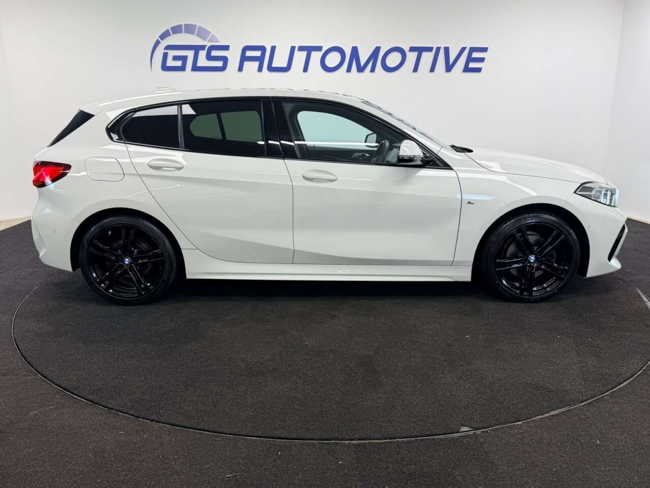 2022 BMW 1 SERIES 2022 BMW 1 SERIES