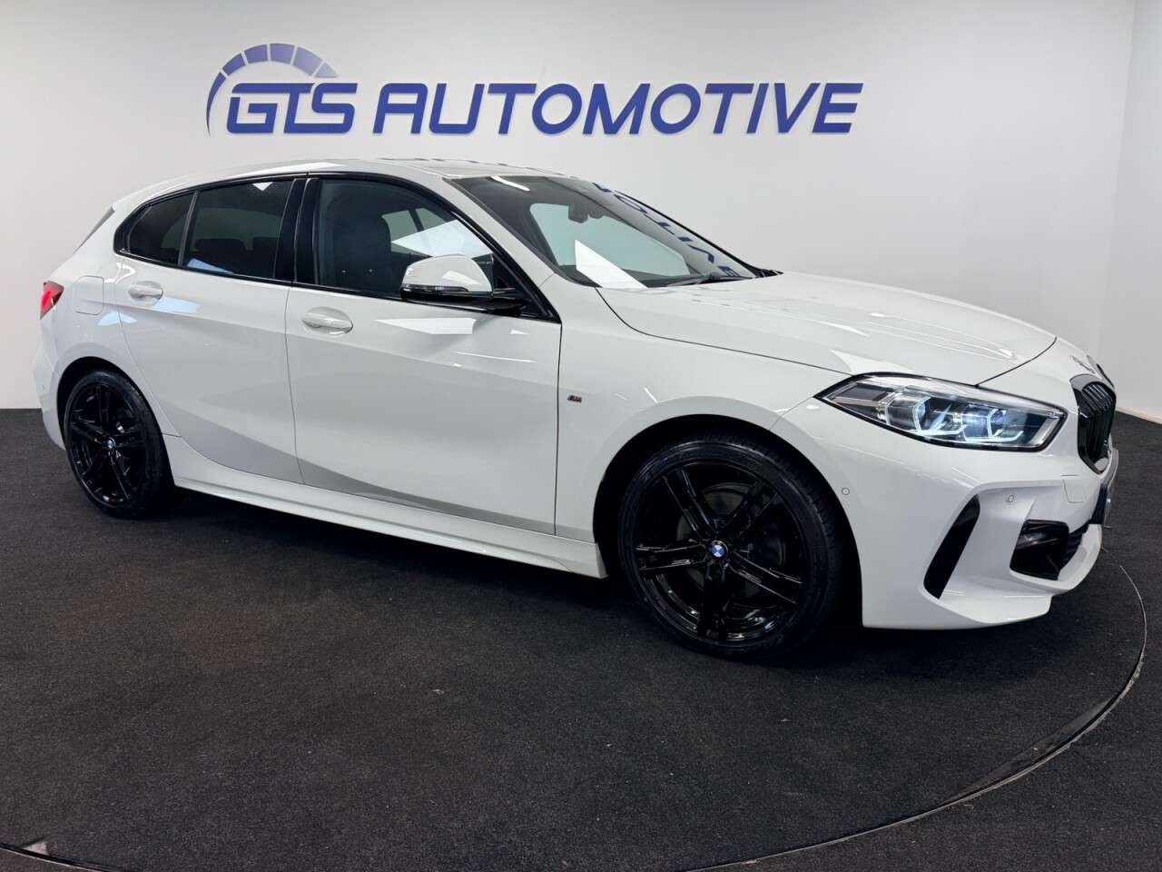 2022 BMW 1 SERIES 2022 BMW 1 SERIES