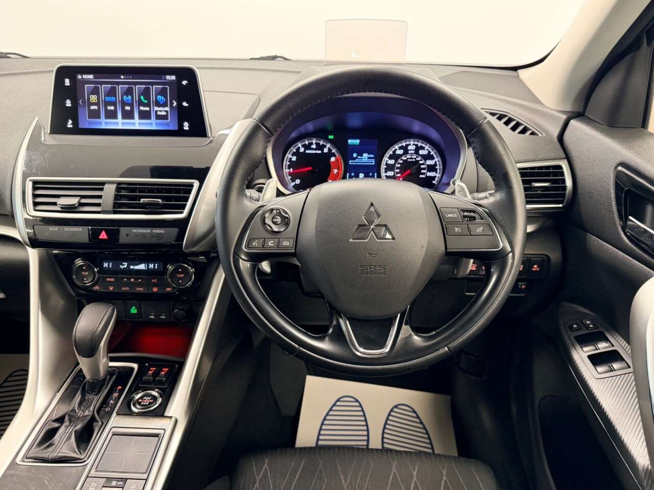 2018 MITSUBISHI ECLIPSE CROSS 2018 MITSUBISHI ECLIPSE CROSS