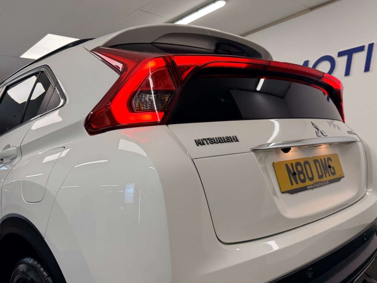 2018 MITSUBISHI ECLIPSE CROSS 2018 MITSUBISHI ECLIPSE CROSS