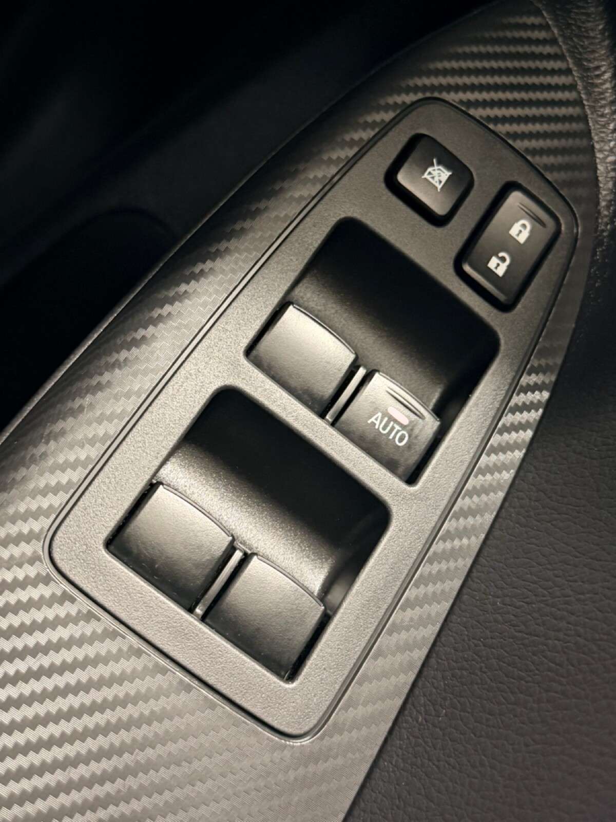 2018 MITSUBISHI ECLIPSE CROSS 2018 MITSUBISHI ECLIPSE CROSS