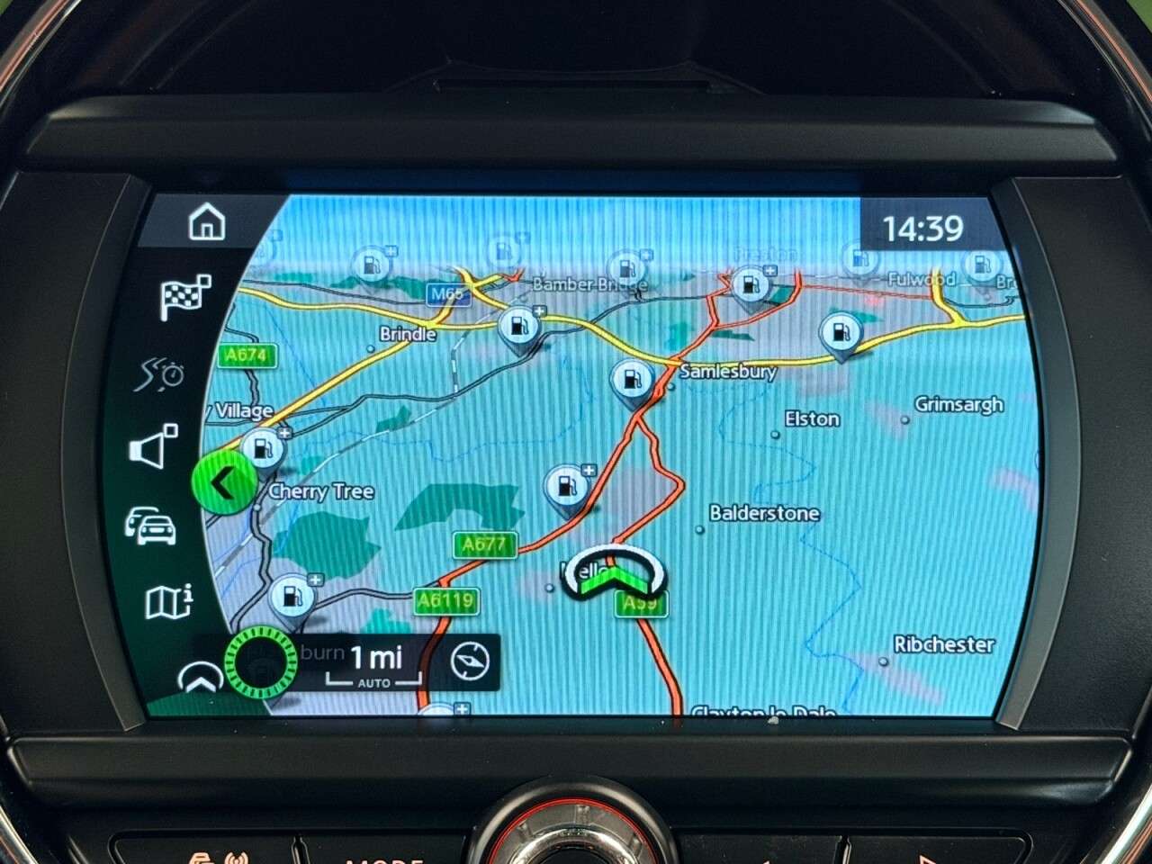 A 2019 MINI COUNTRYMAN 1.5 COOPER CLASSIC FIVE DOOR 135 BHP + SAT NAV + HEATED SEATS + FSH SIX MON A 2019 MINI COUNTRYMAN 1.5 COOPER CLASSIC FIVE DOOR 135 BHP + SAT NAV + HEATED SEATS + FSH SIX MON