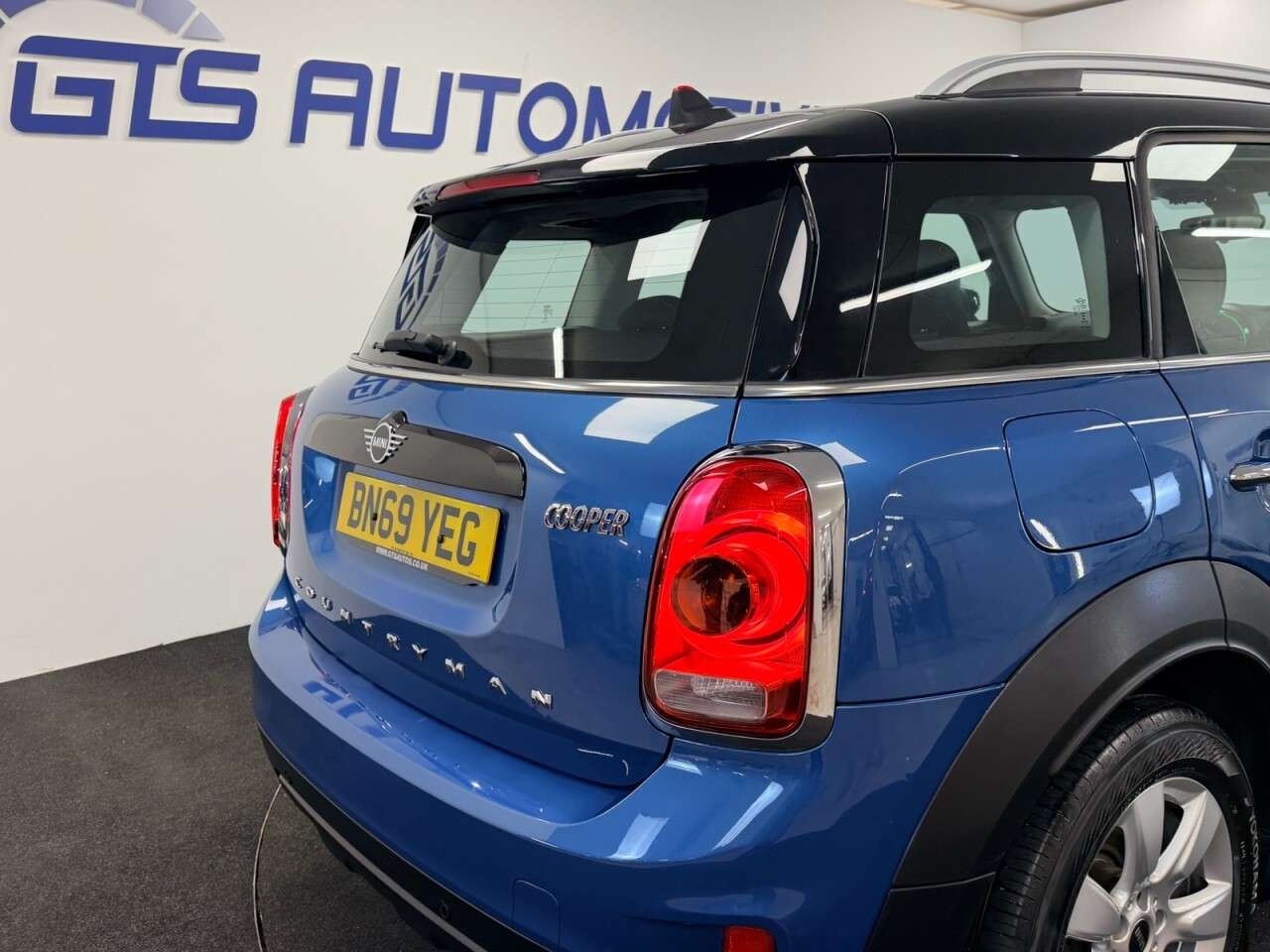 2019 MINI COUNTRYMAN 2019 MINI COUNTRYMAN