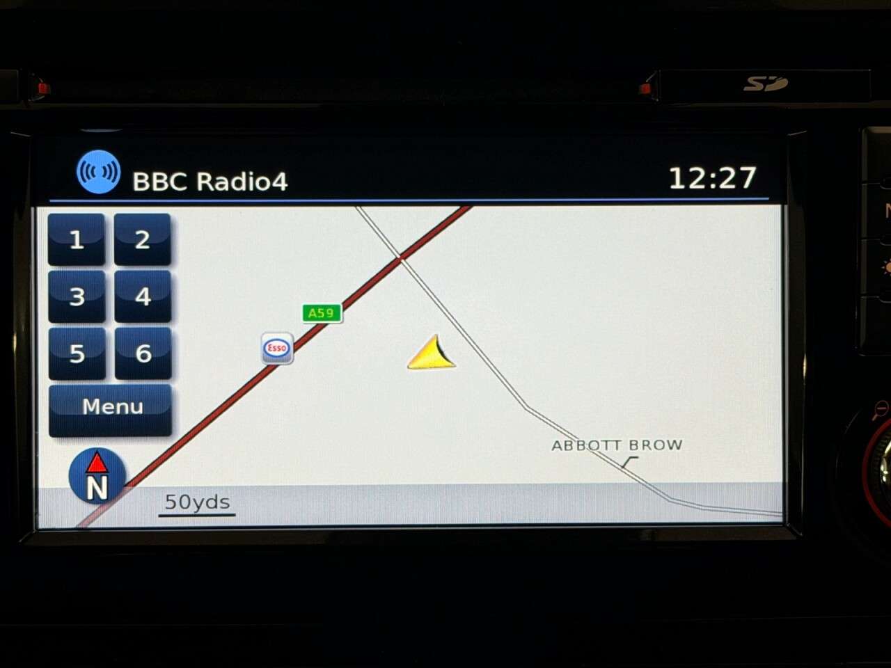 A 2018 NISSAN QASHQAI 1.2 DIG-T N-CONNECTA 115 BHP + SAT NAV + GLASS SUNROF + 360 CAMERAS SIX MON A 2018 NISSAN QASHQAI 1.2 DIG-T N-CONNECTA 115 BHP + SAT NAV + GLASS SUNROF + 360 CAMERAS SIX MON