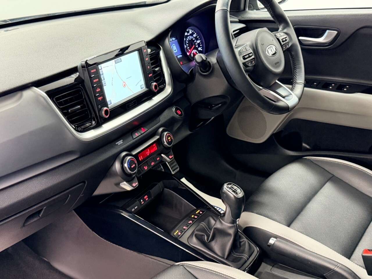 2019 KIA STONIC 2019 KIA STONIC