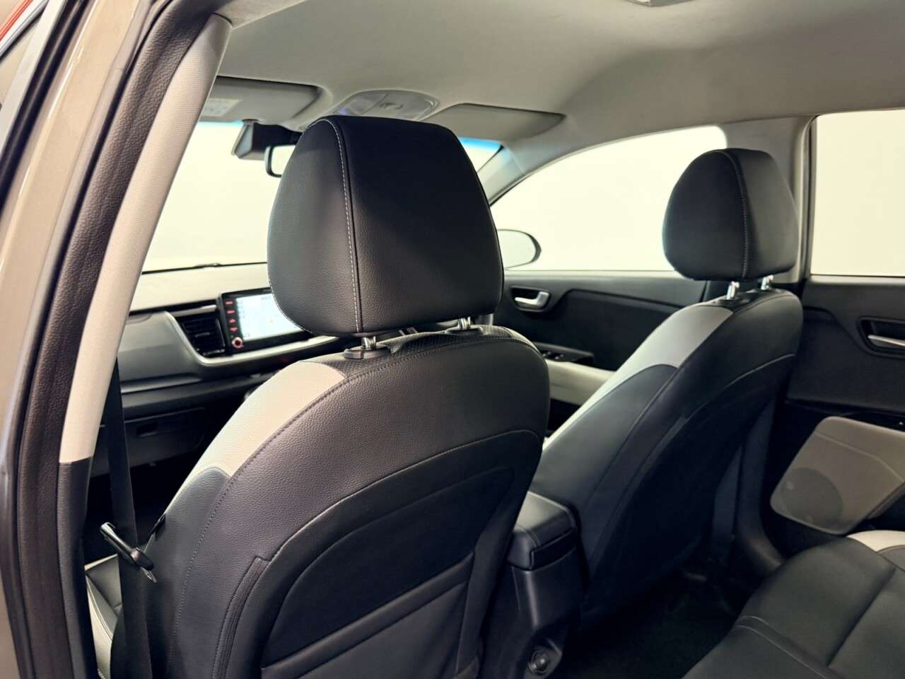 2019 KIA STONIC 2019 KIA STONIC