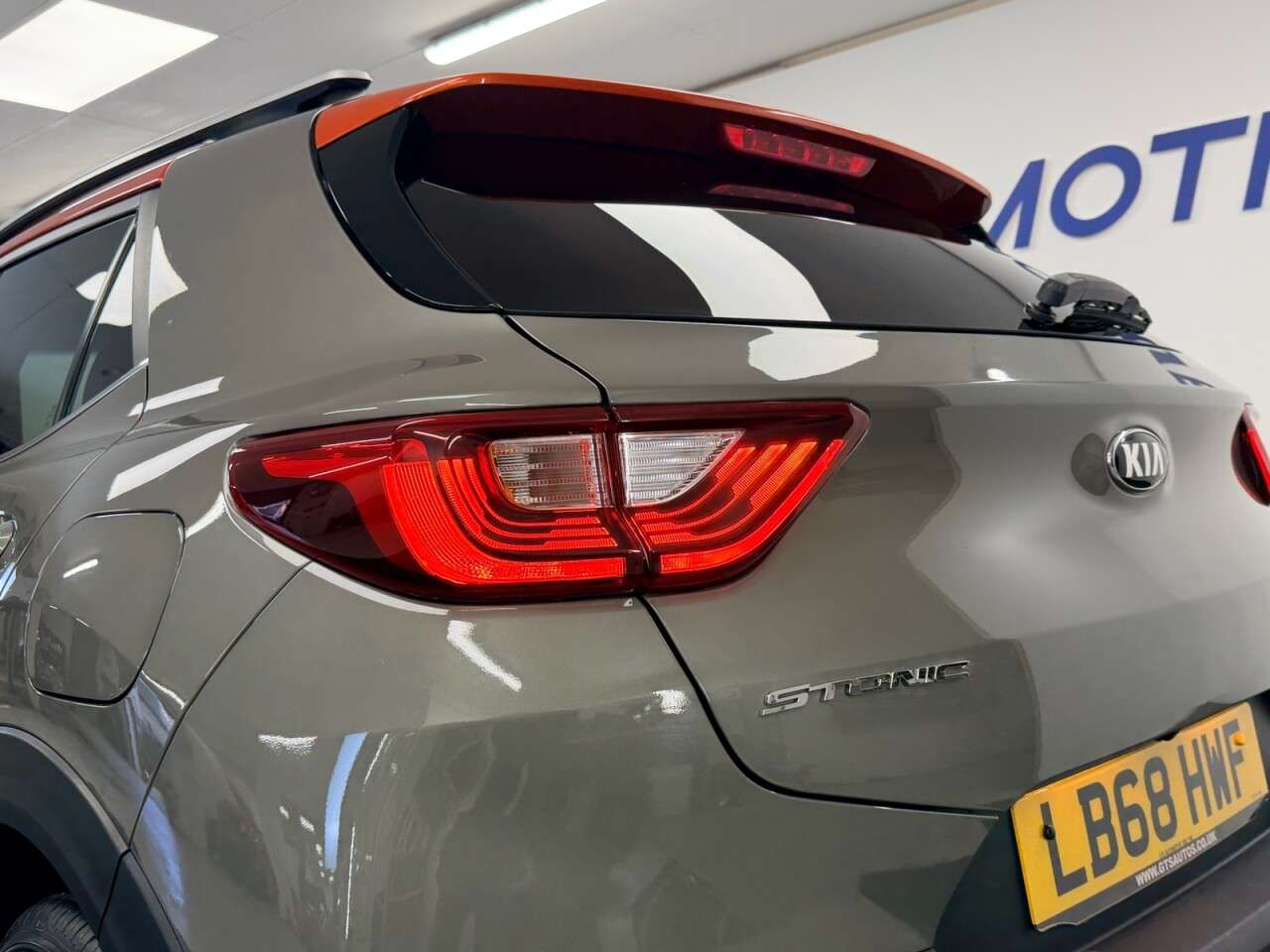 2019 KIA STONIC 2019 KIA STONIC