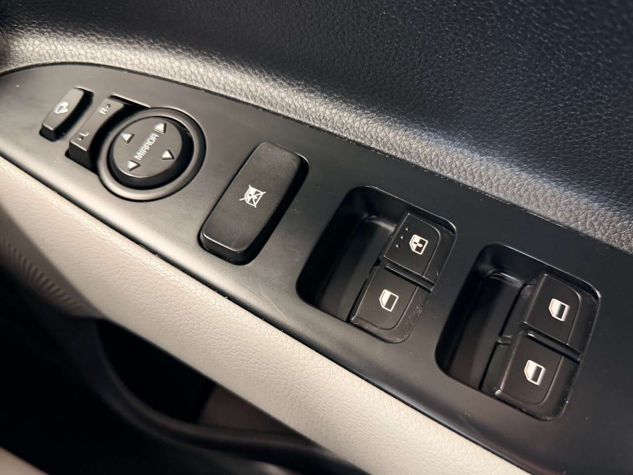 2019 KIA STONIC 2019 KIA STONIC