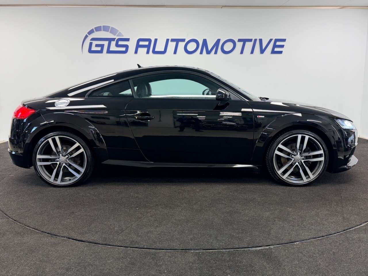 2017 AUDI TT 2017 AUDI TT
