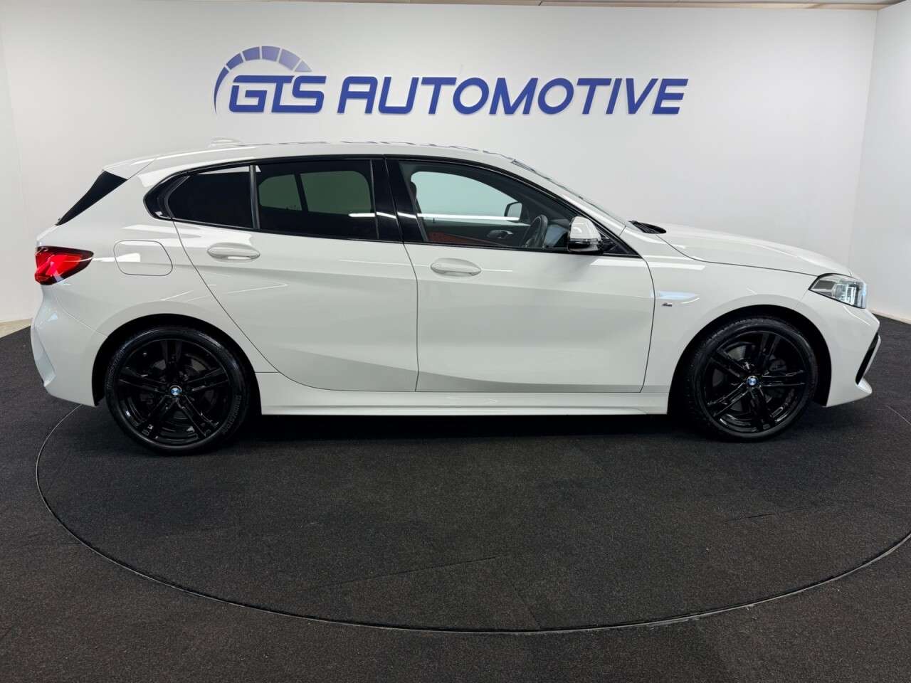 2020 BMW 1 SERIES 2020 BMW 1 SERIES