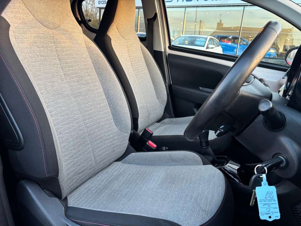 A null CITROEN C1 1.0 VTi ELLE FIVE DOOR 72 BHP + REAR CAMERA A null CITROEN C1 1.0 VTi ELLE FIVE DOOR 72 BHP + REAR CAMERA