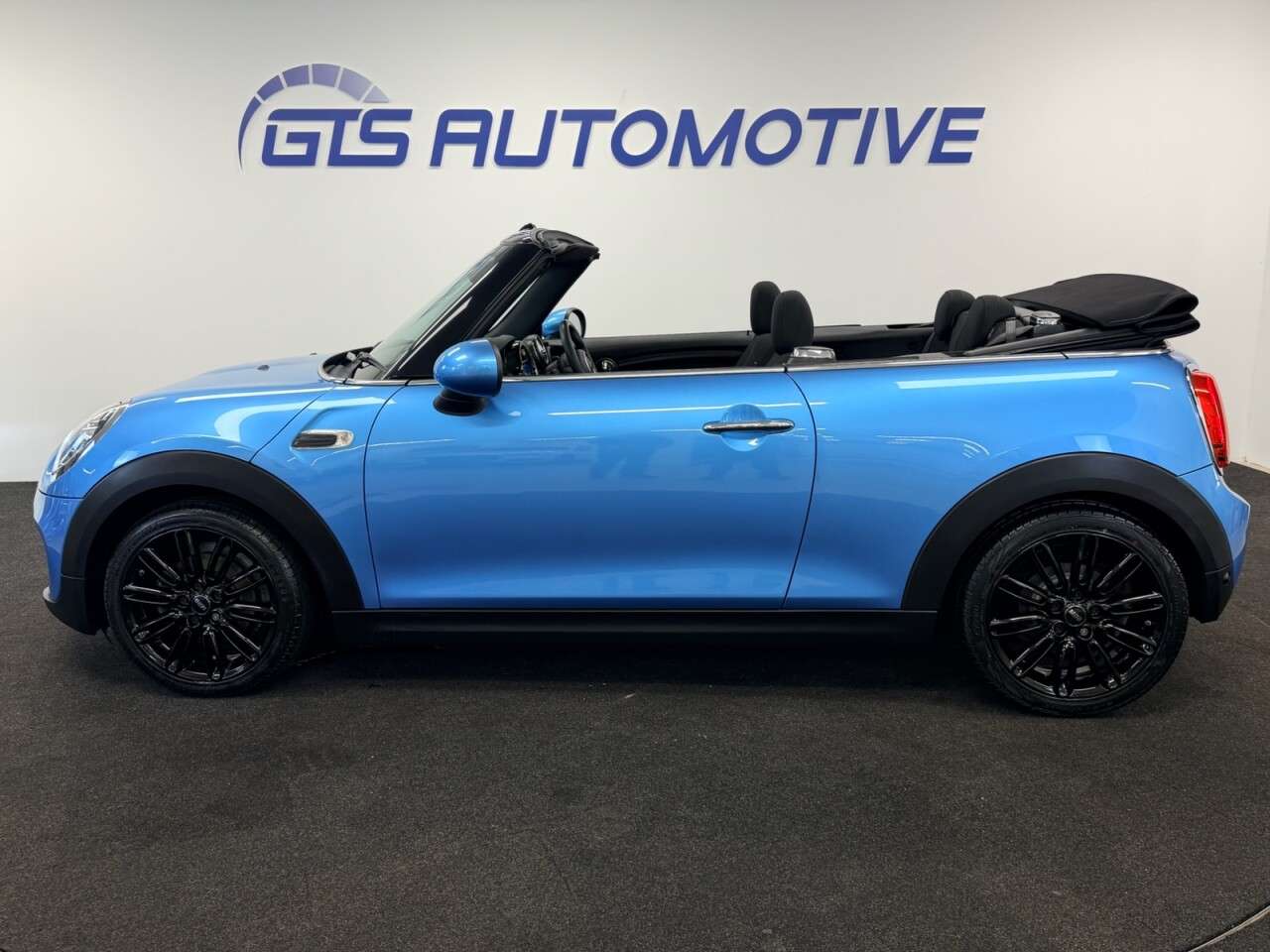 2018 MINI CONVERTIBLE 2018 MINI CONVERTIBLE