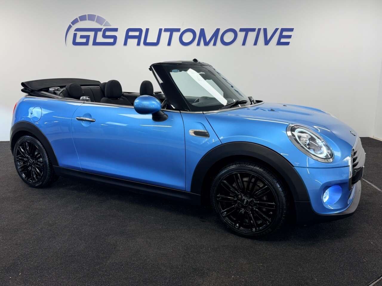 2018 MINI CONVERTIBLE 2018 MINI CONVERTIBLE