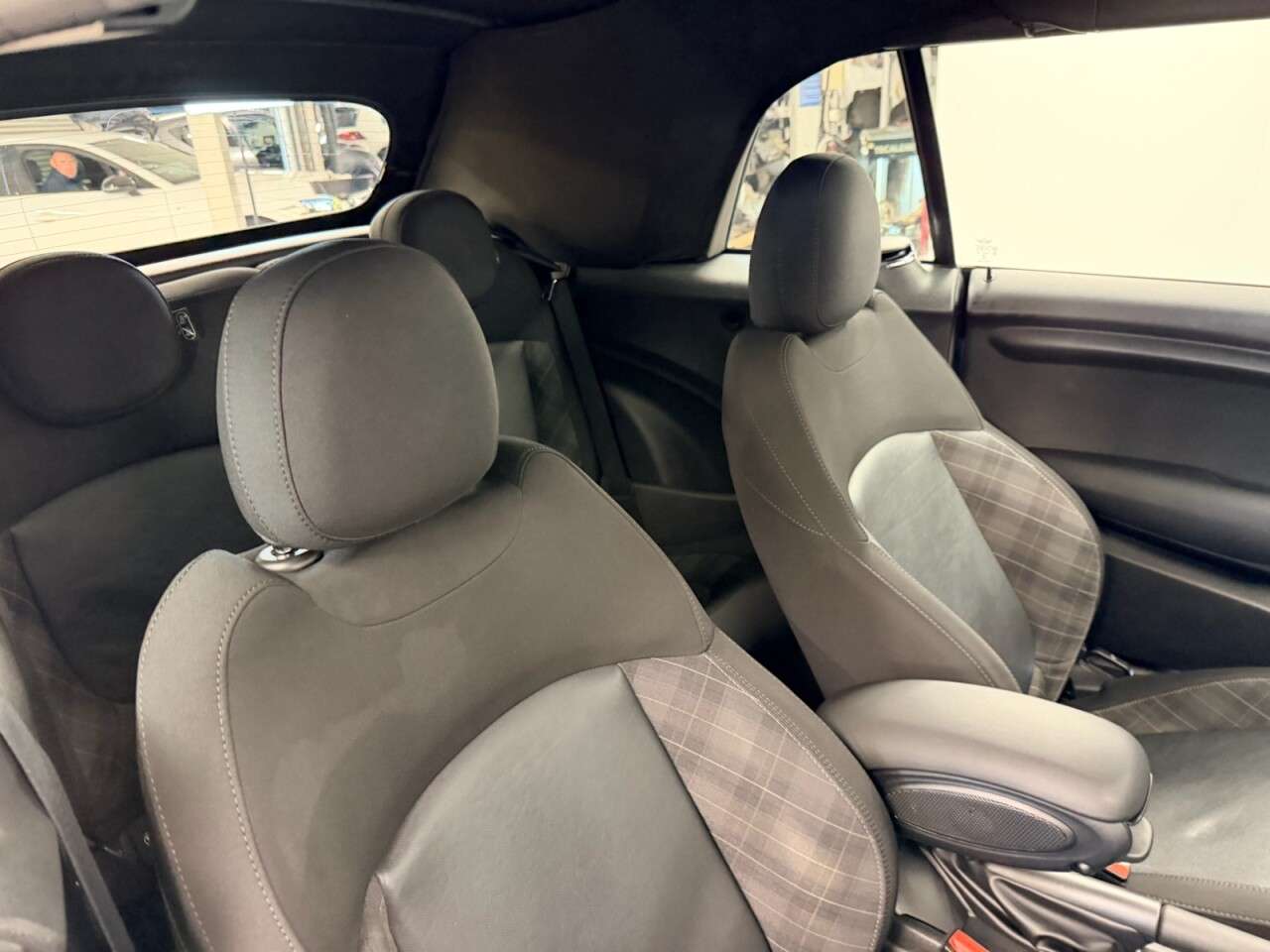 2018 MINI CONVERTIBLE 2018 MINI CONVERTIBLE