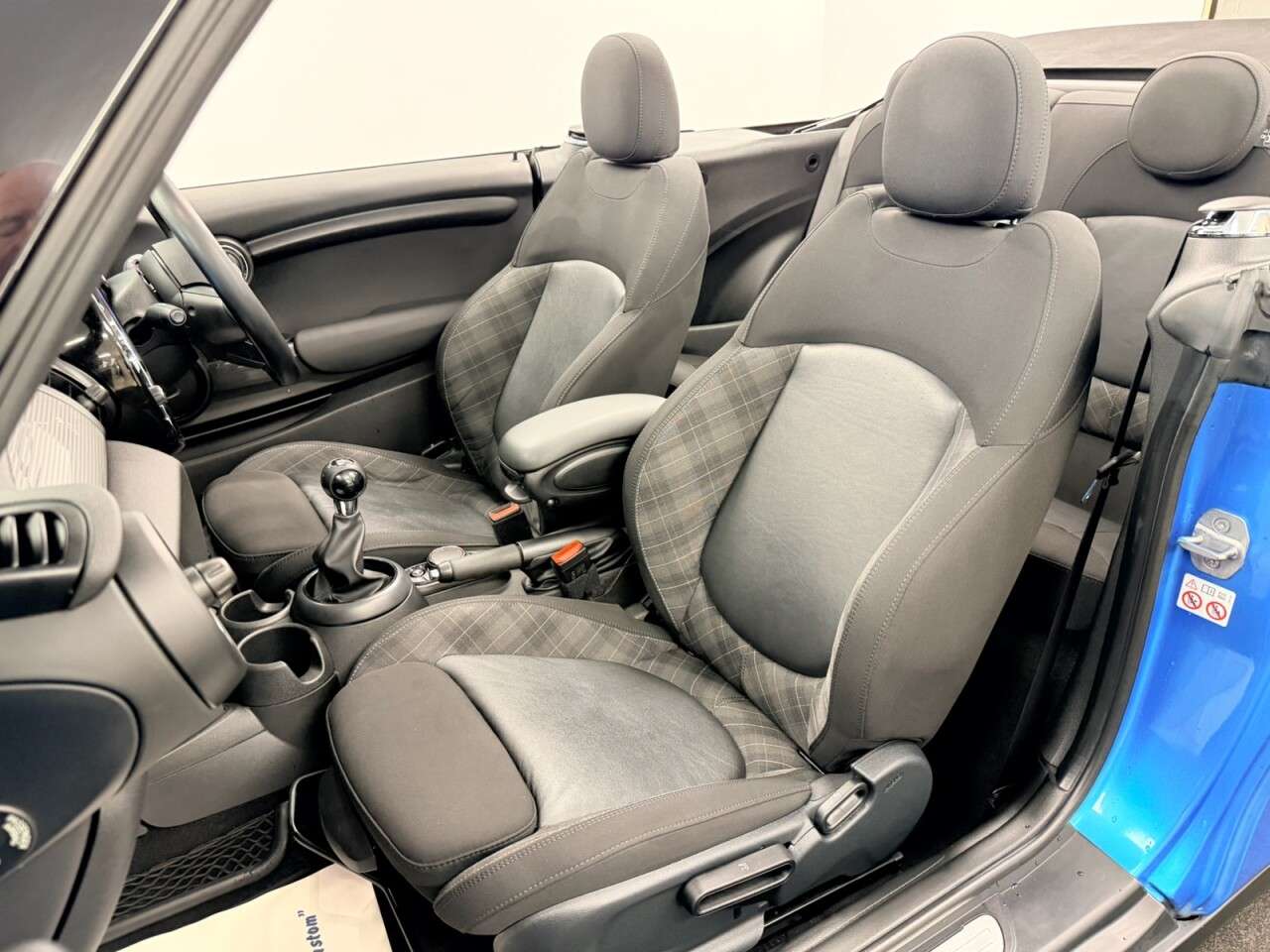 2018 MINI CONVERTIBLE 2018 MINI CONVERTIBLE