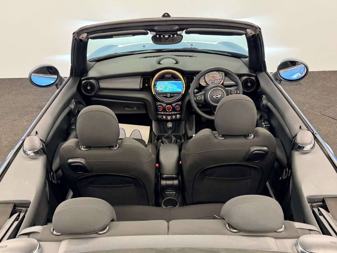 2018 MINI CONVERTIBLE 2018 MINI CONVERTIBLE