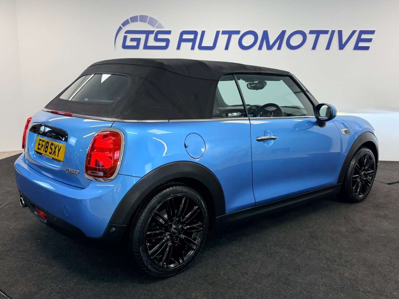2018 MINI CONVERTIBLE 2018 MINI CONVERTIBLE
