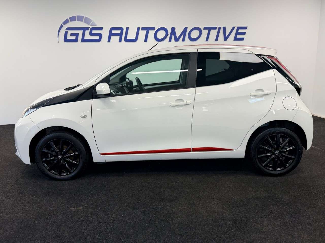 2018 TOYOTA AYGO 2018 TOYOTA AYGO