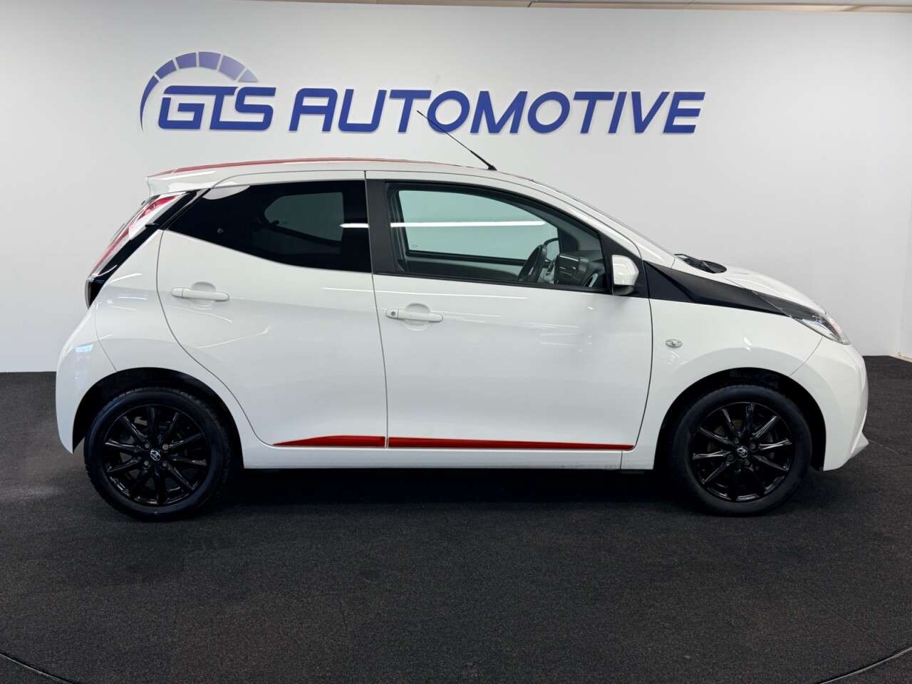 2018 TOYOTA AYGO 2018 TOYOTA AYGO