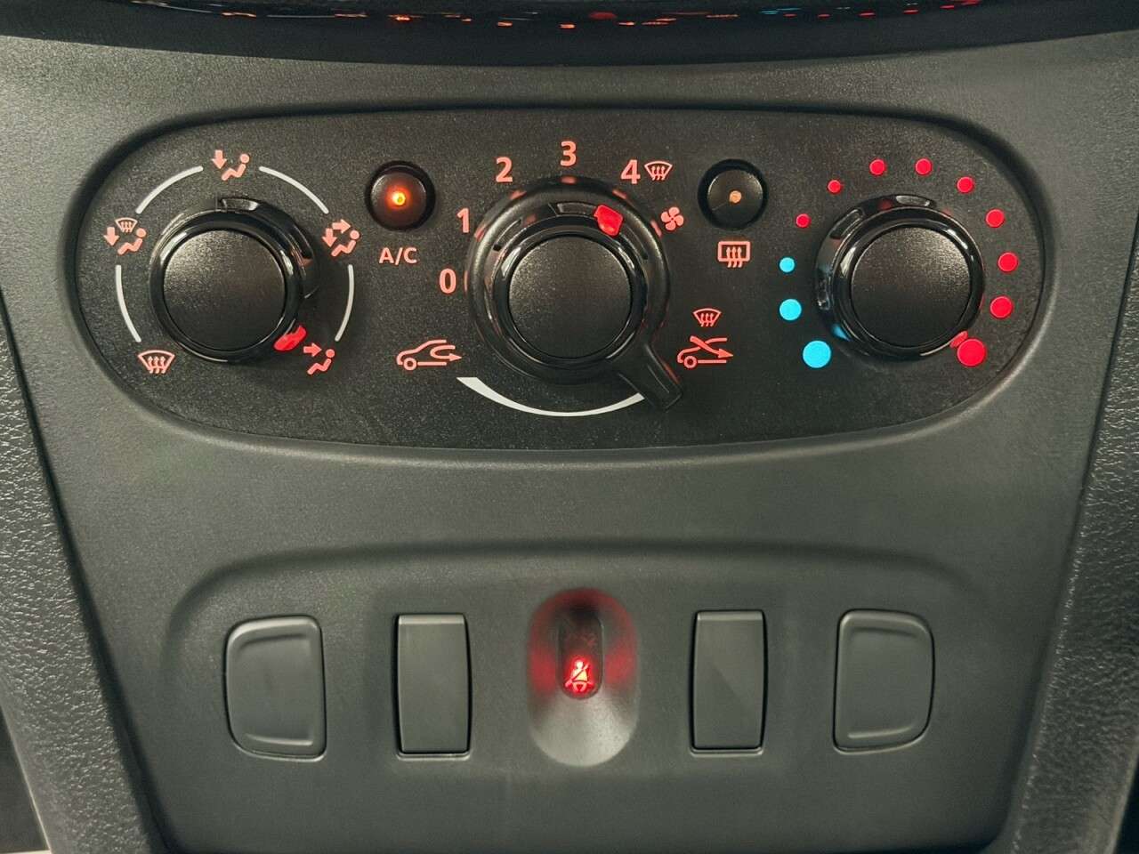 2020 DACIA SANDERO 2020 DACIA SANDERO