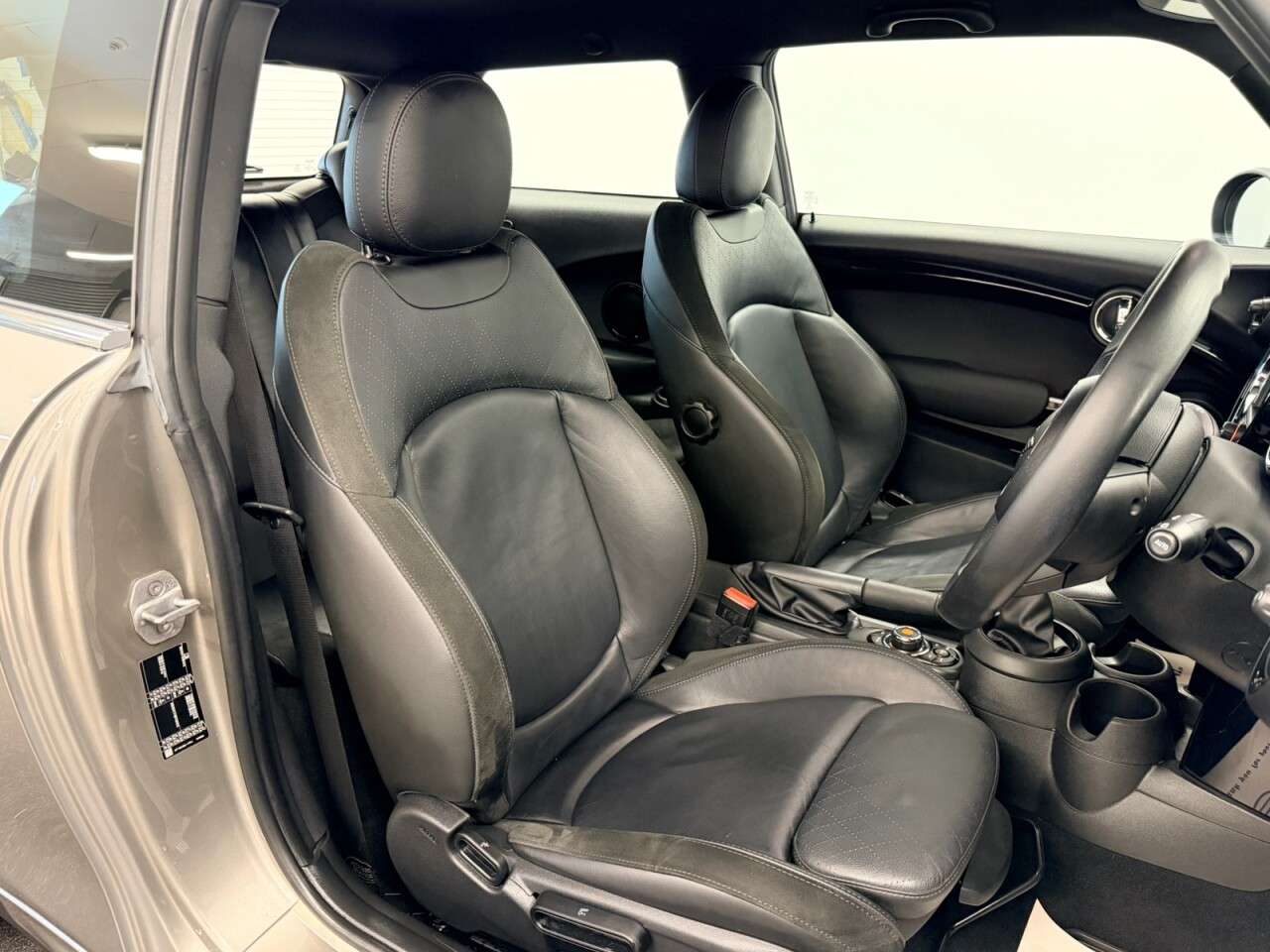 2019 MINI HATCH 2019 MINI HATCH