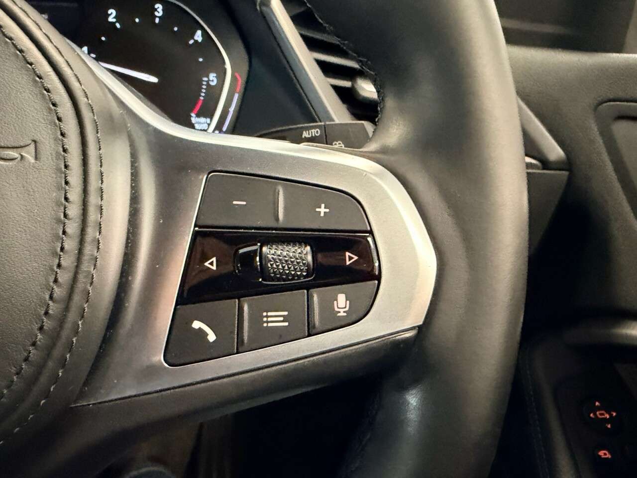 2020 BMW 1 SERIES 2020 BMW 1 SERIES