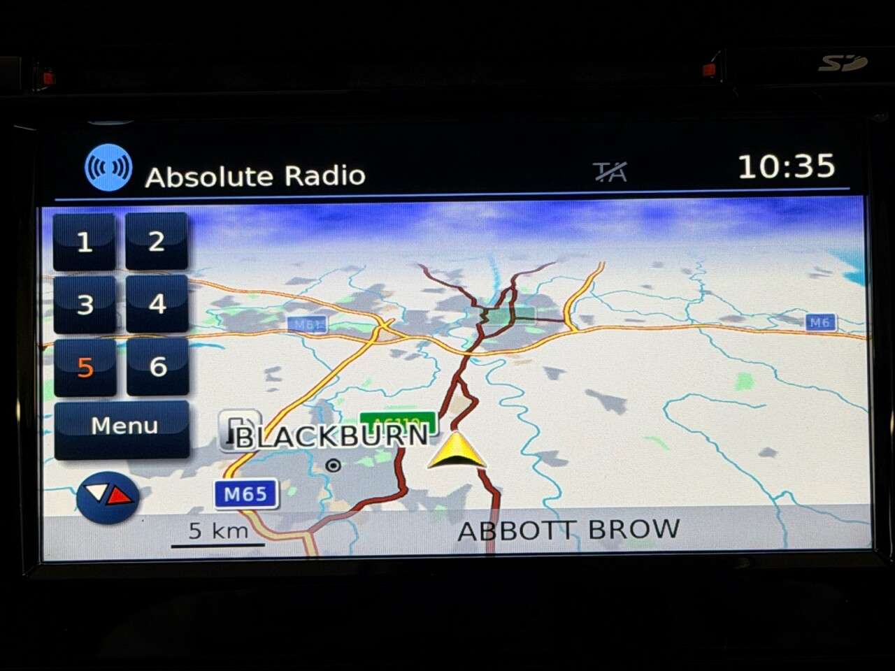 A 2018 NISSAN QASHQAI 1.2 DIG-T N-Connecta 115 BHP + SAT NAV + GLASS SUNROOF + 360 CAMERAS SIX MO A 2018 NISSAN QASHQAI 1.2 DIG-T N-Connecta 115 BHP + SAT NAV + GLASS SUNROOF + 360 CAMERAS SIX MO