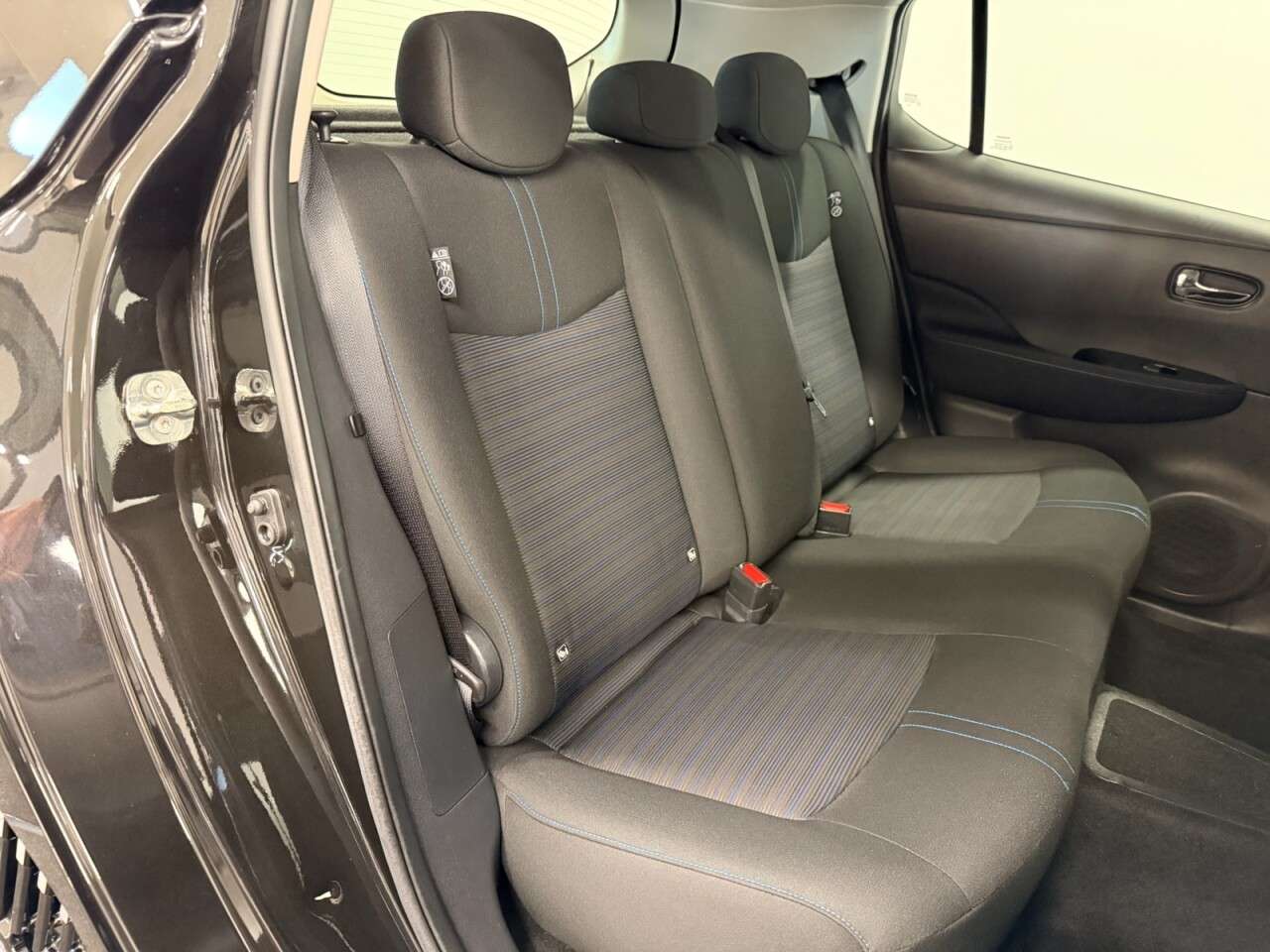 2022 NISSAN LEAF 2022 NISSAN LEAF