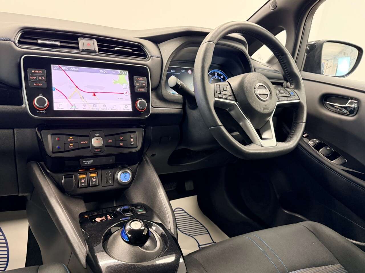 2022 NISSAN LEAF 2022 NISSAN LEAF