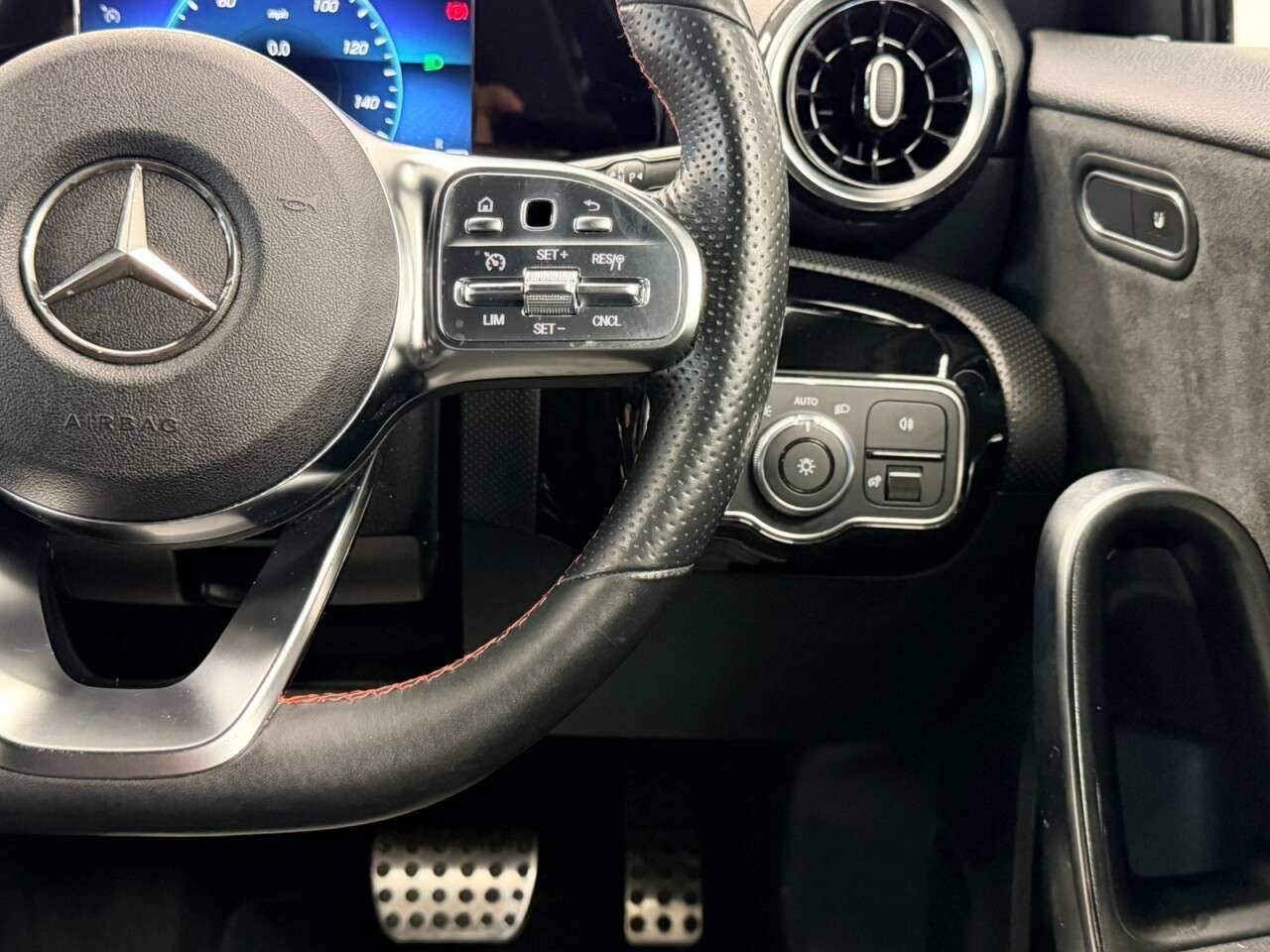 2020 MERCEDES-BENZ A CLASS 2020 MERCEDES-BENZ A CLASS