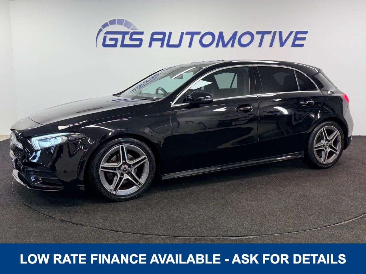 A 2020 MERCEDES-BENZ A CLASS A200 AMG LINE 7G-DCT AUTO 165 BHP + SAT NAV + CAMERA + HEATED SEATS SIX MON A 2020 MERCEDES-BENZ A CLASS A200 AMG LINE 7G-DCT AUTO 165 BHP + SAT NAV + CAMERA + HEATED SEATS SIX MON