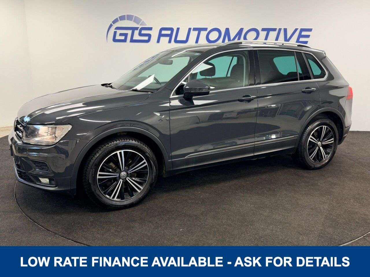 A 2019 VOLKSWAGEN TIGUAN 1.5 TSI EVO SE NAVIGATION 130 BHP + PARKING SENSORS + APPLE PLAY SIX MONTH A 2019 VOLKSWAGEN TIGUAN 1.5 TSI EVO SE NAVIGATION 130 BHP + PARKING SENSORS + APPLE PLAY SIX MONTH