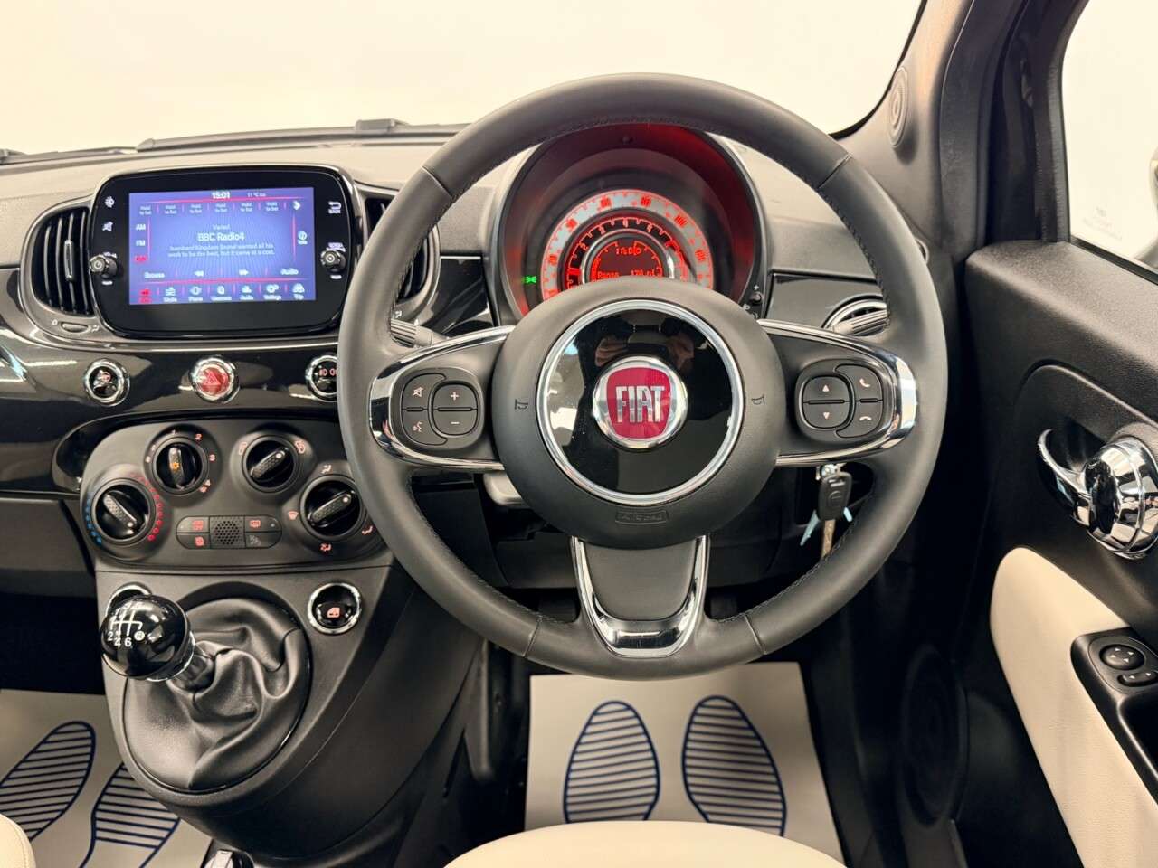 2022 FIAT 500 2022 FIAT 500