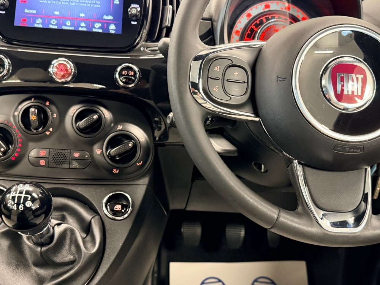 2022 FIAT 500 2022 FIAT 500