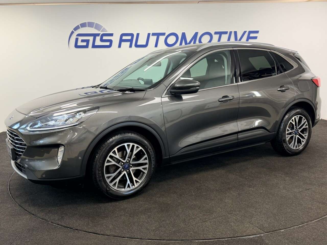 A 2020 FORD KUGA 1.5D ECOBLUE TITANIUM 120 BHP + SAT NAV + CAMERA + BANG OLUFSEN SIX MONTH W A 2020 FORD KUGA 1.5D ECOBLUE TITANIUM 120 BHP + SAT NAV + CAMERA + BANG OLUFSEN SIX MONTH W