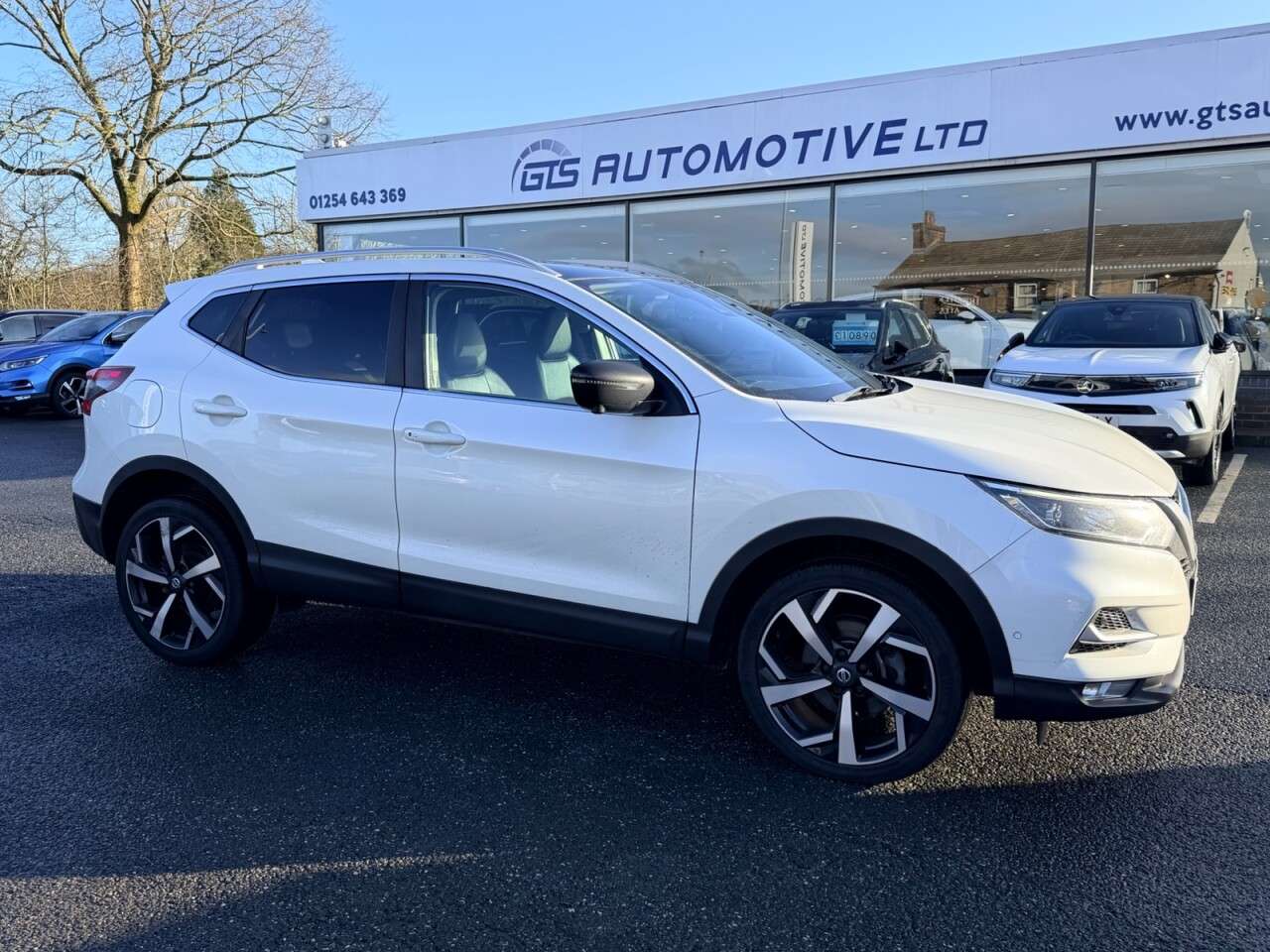 A 2019 NISSAN QASHQAI 1.5 dCi TEKNA 115 BHP + SAT NAV + GLASS SUNROOF + 360 CAMERAS A 2019 NISSAN QASHQAI 1.5 dCi TEKNA 115 BHP + SAT NAV + GLASS SUNROOF + 360 CAMERAS