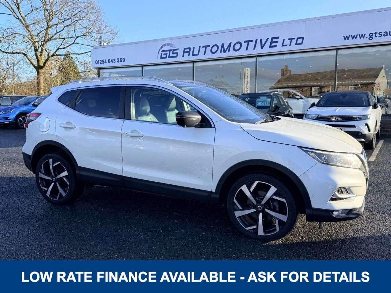 A 2019 NISSAN QASHQAI 1.5 dCi TEKNA 115 BHP + SAT NAV + GLASS SUNROOF + 360 CAMERAS A 2019 NISSAN QASHQAI 1.5 dCi TEKNA 115 BHP + SAT NAV + GLASS SUNROOF + 360 CAMERAS