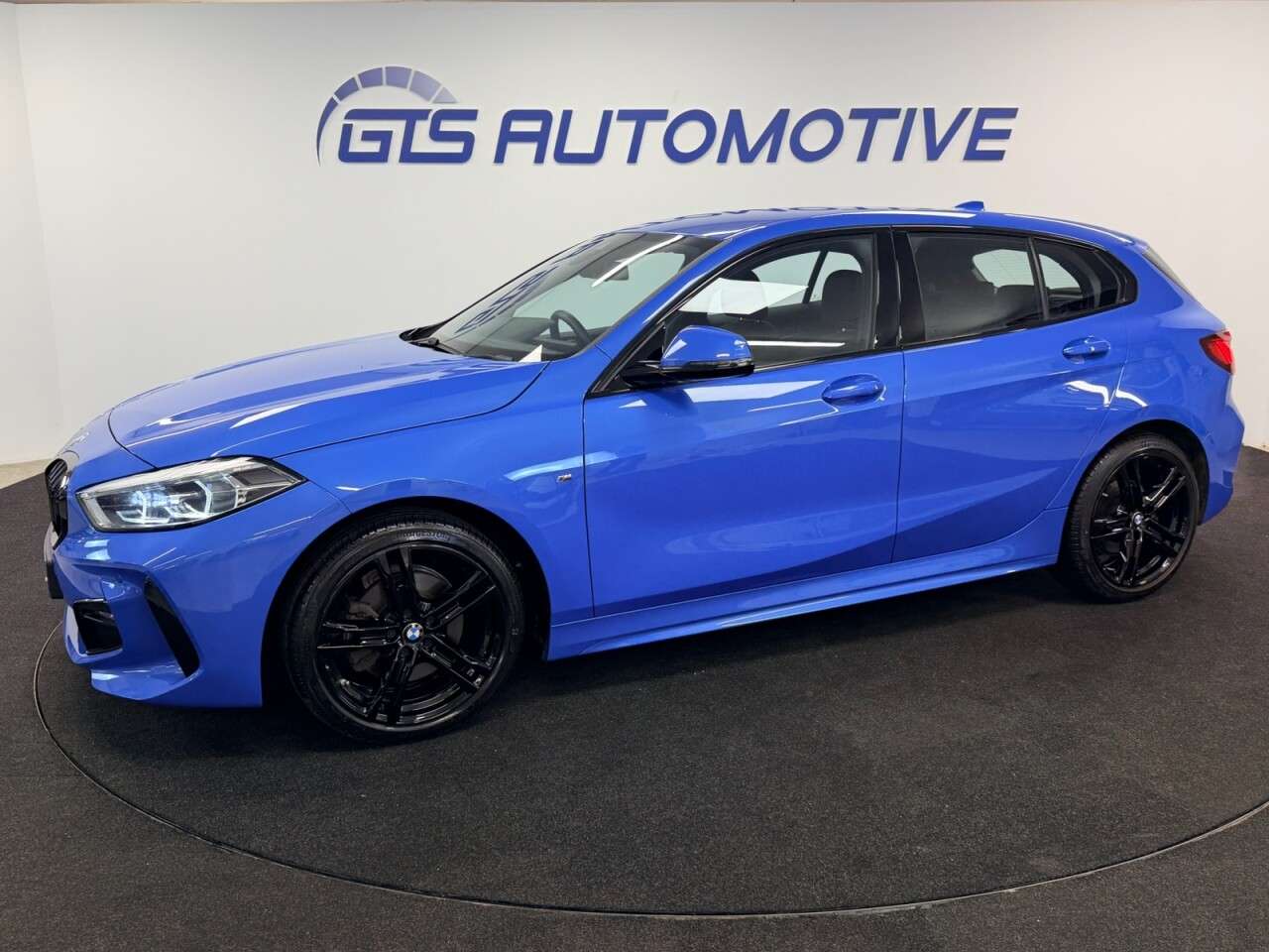 A 2022 BMW 1 SERIES 118i M-SPORT LCP FIVE DOOR 135 BHP + SAT NAV + HEATED SEATS SIX MONTH WARRA A 2022 BMW 1 SERIES 118i M-SPORT LCP FIVE DOOR 135 BHP + SAT NAV + HEATED SEATS SIX MONTH WARRA