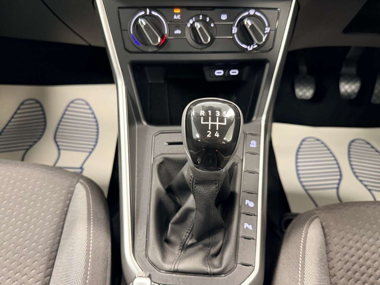 2024 VOLKSWAGEN TAIGO 2024 VOLKSWAGEN TAIGO