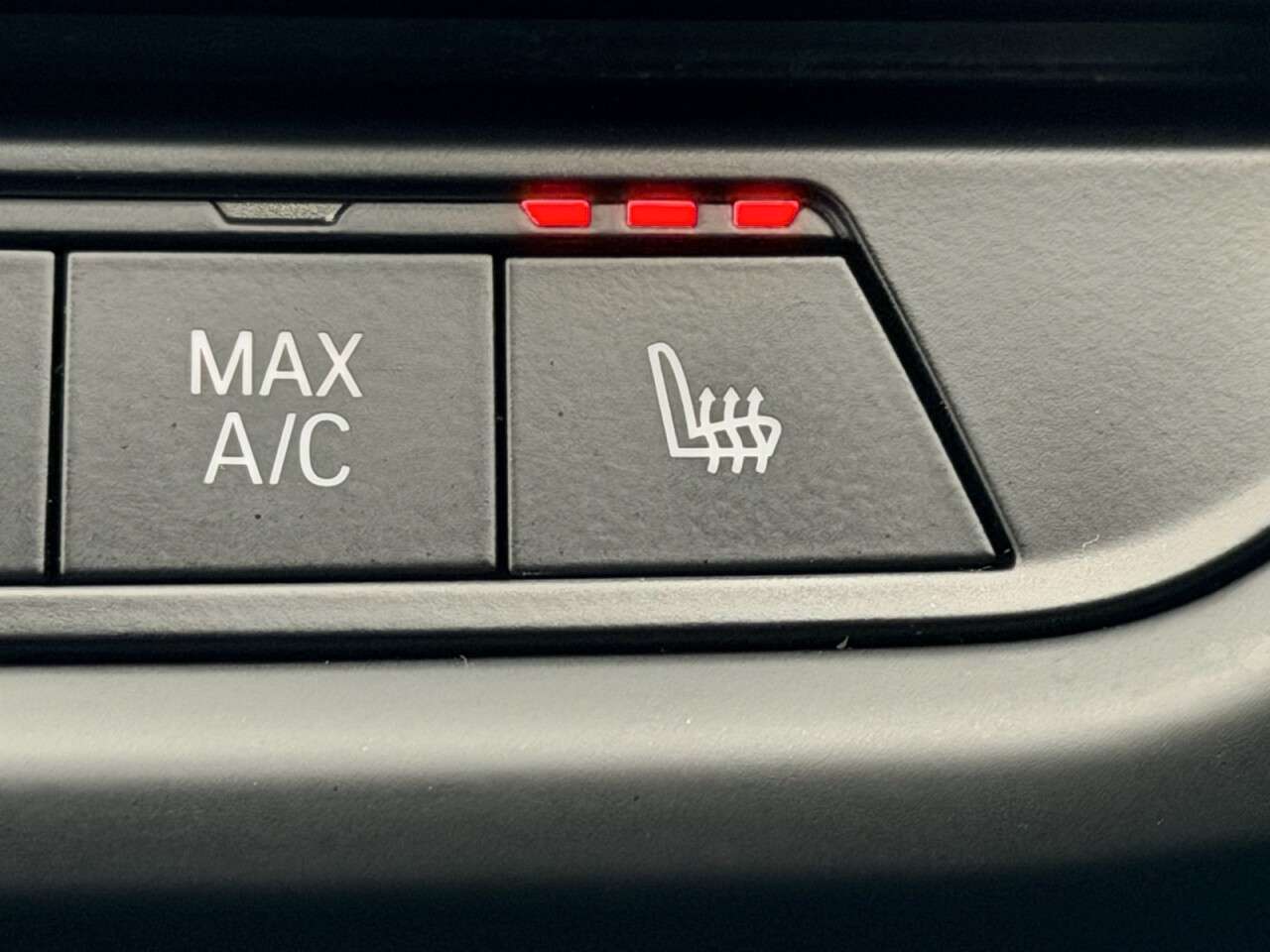 2021 BMW 1 SERIES 2021 BMW 1 SERIES