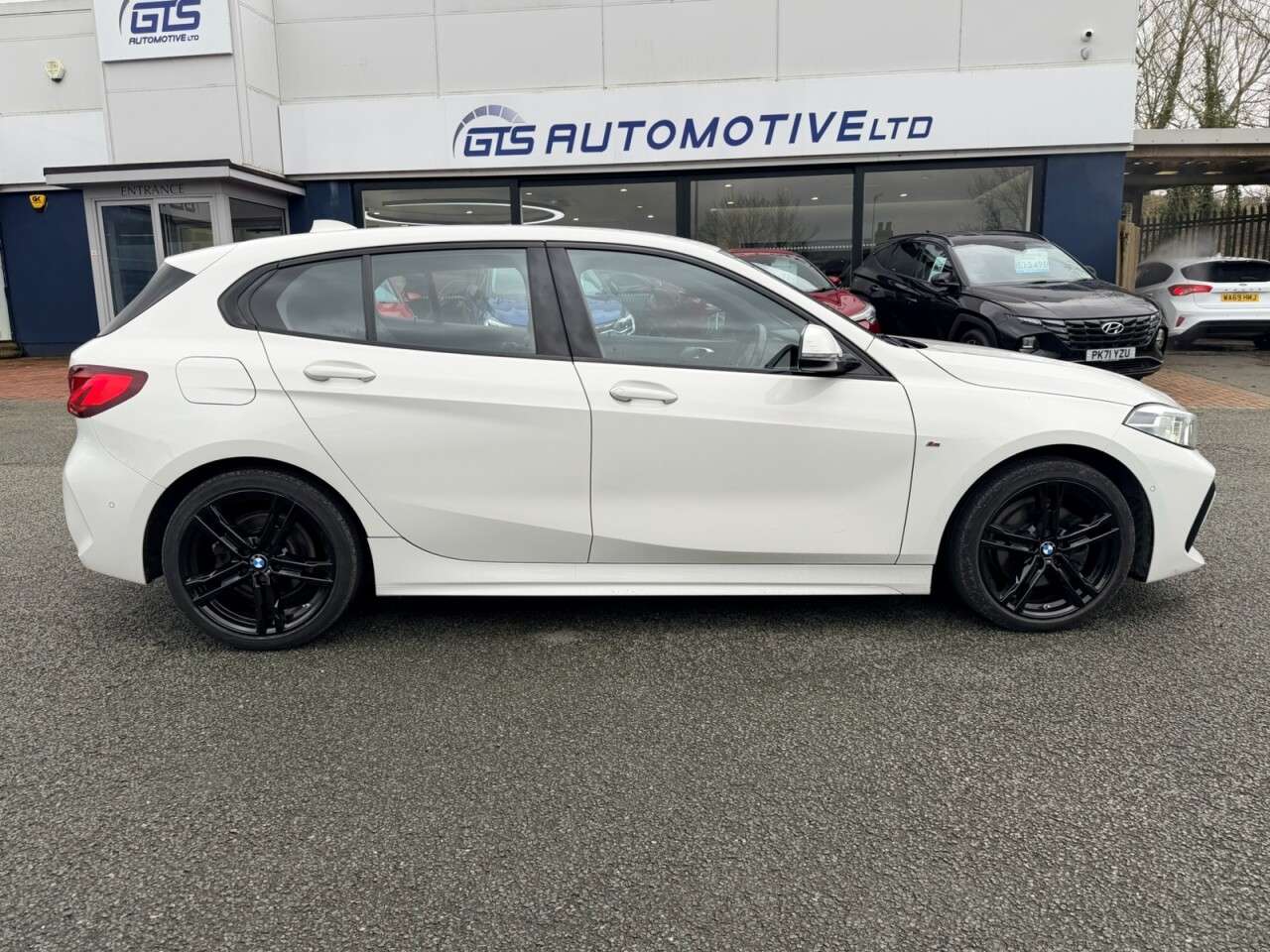 2021 BMW 1 SERIES 2021 BMW 1 SERIES